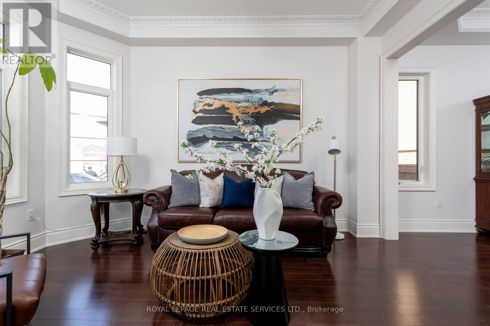 3159 William Rose Way, Oakville, Ontario  L6H 0T3 - Photo 4 - W12203243