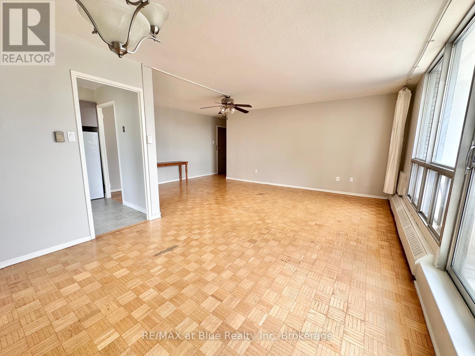 502 - 15 Towering Heights Boulevard, St. Catharines, Ontario L2T 3G7 - Photo 17 - X12203314