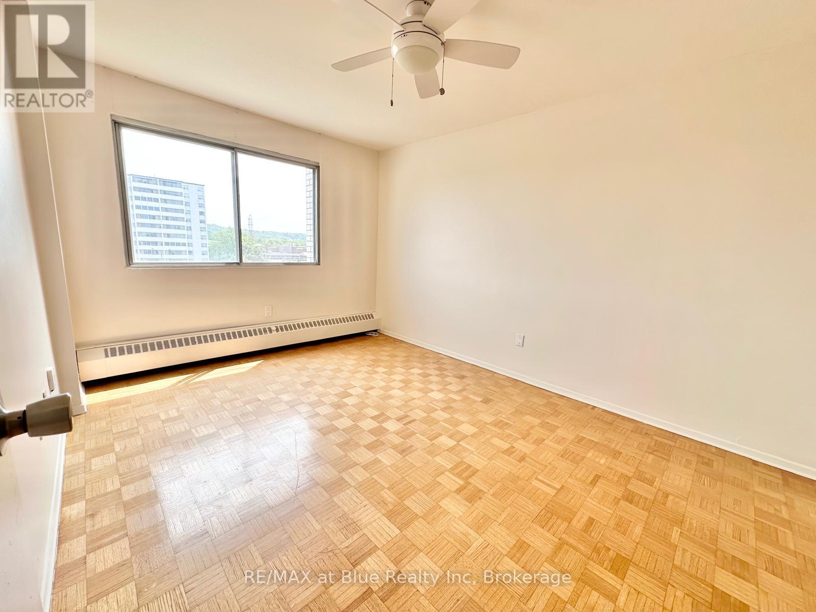 502 - 15 Towering Heights Boulevard, St. Catharines, Ontario L2T 3G7 - Photo 25 - X12203314