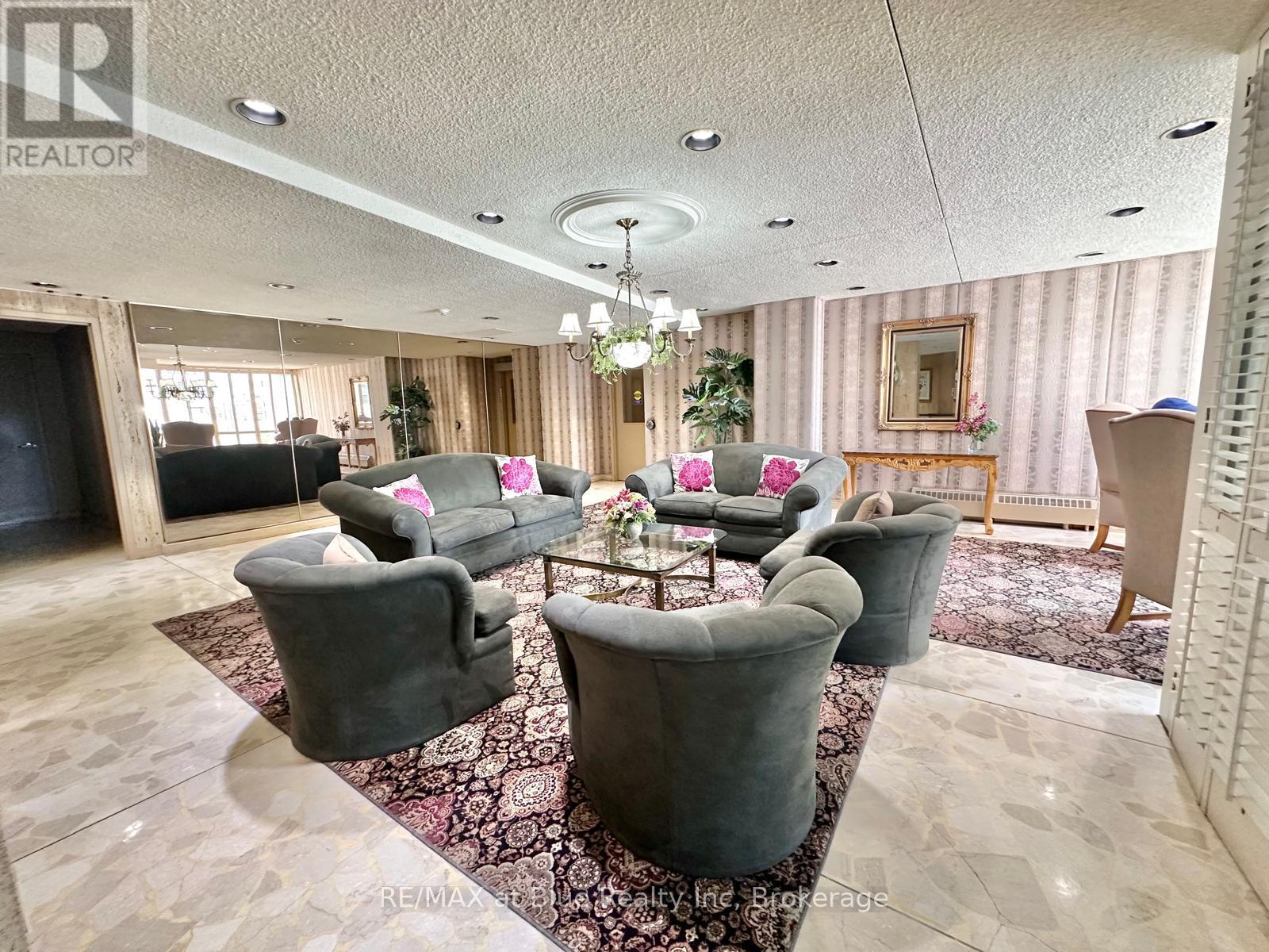 502 - 15 Towering Heights Boulevard, St. Catharines, Ontario L2T 3G7 - Photo 39 - X12203314