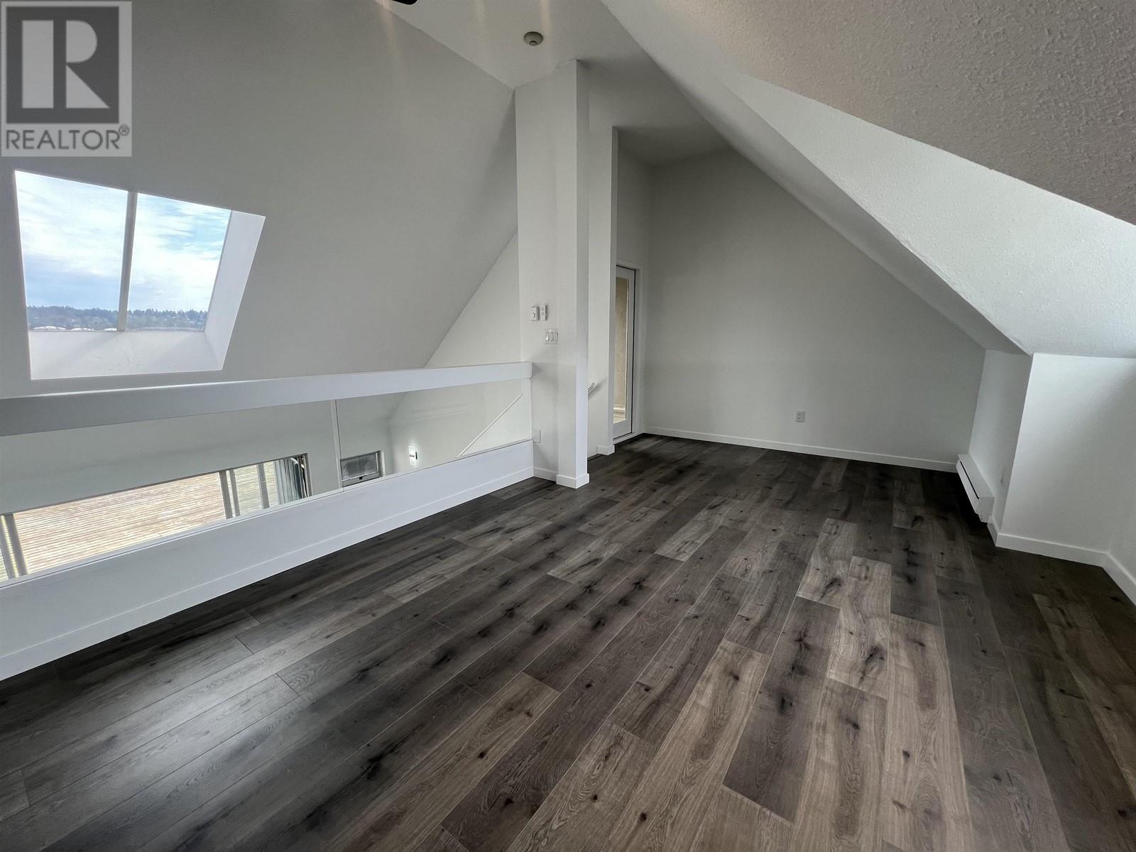 404 3 K De K Court, New Westminster, British Columbia  V3M 6B6 - Photo 12 - R2993877