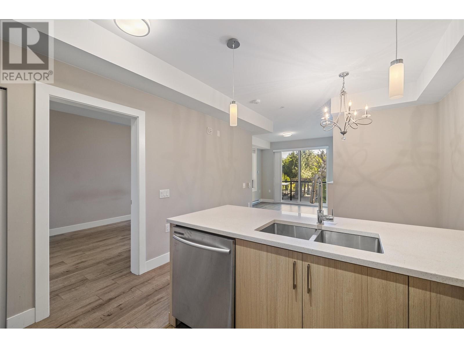 215 12460 191 Street, Pitt Meadows, British Columbia  V3Y 2J2 - Photo 15 - R2999513