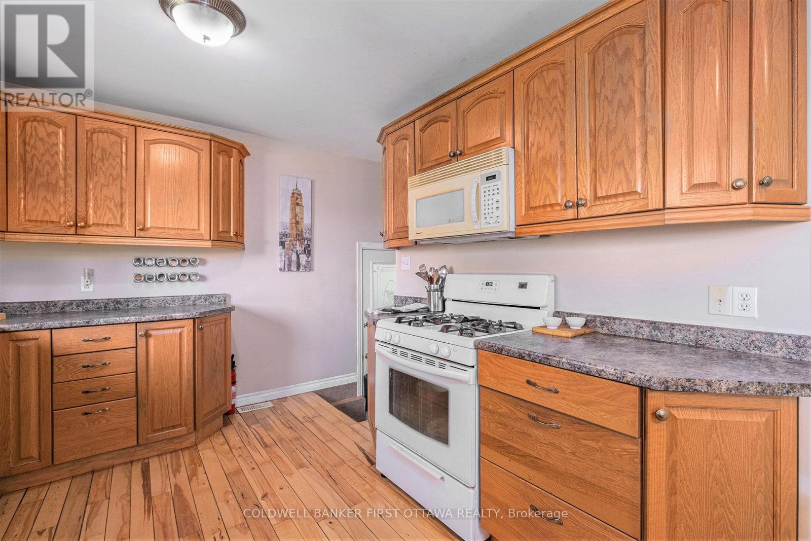 2185 Tennyson Road, Drummond/north Elmsley, Ontario  K7H 3C8 - Photo 11 - X12203261