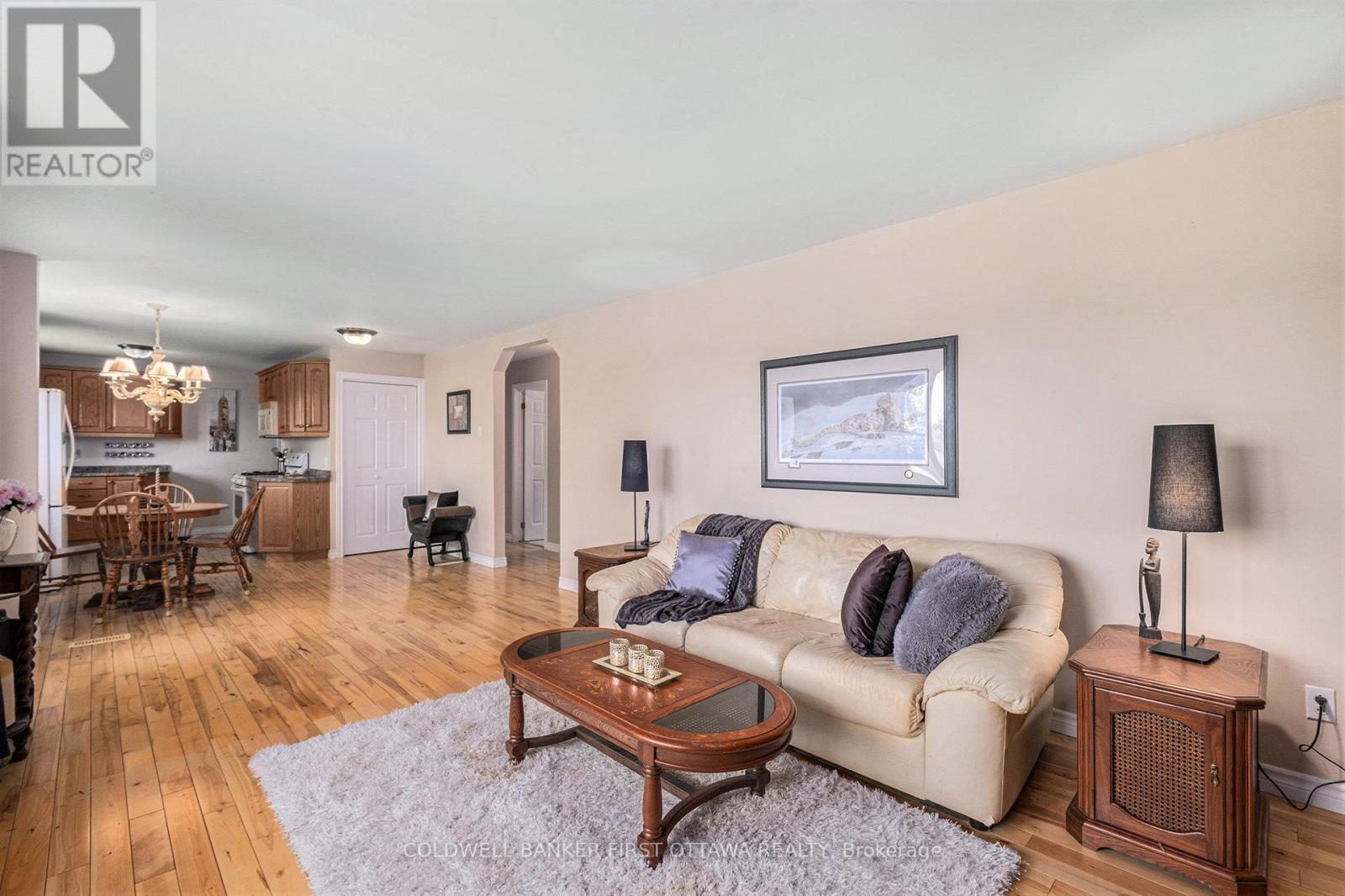 2185 Tennyson Road, Drummond/north Elmsley, Ontario  K7H 3C8 - Photo 17 - X12203261