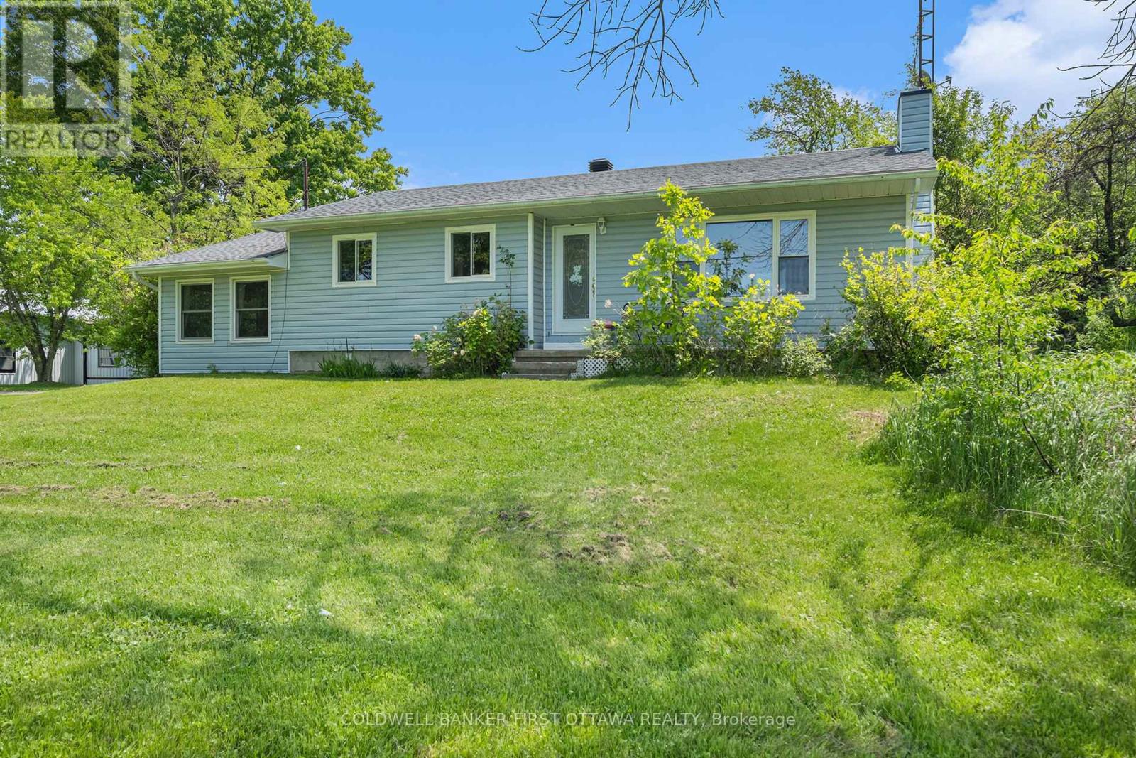 2185 Tennyson Road, Drummond/north Elmsley, Ontario  K7H 3C8 - Photo 2 - X12203261