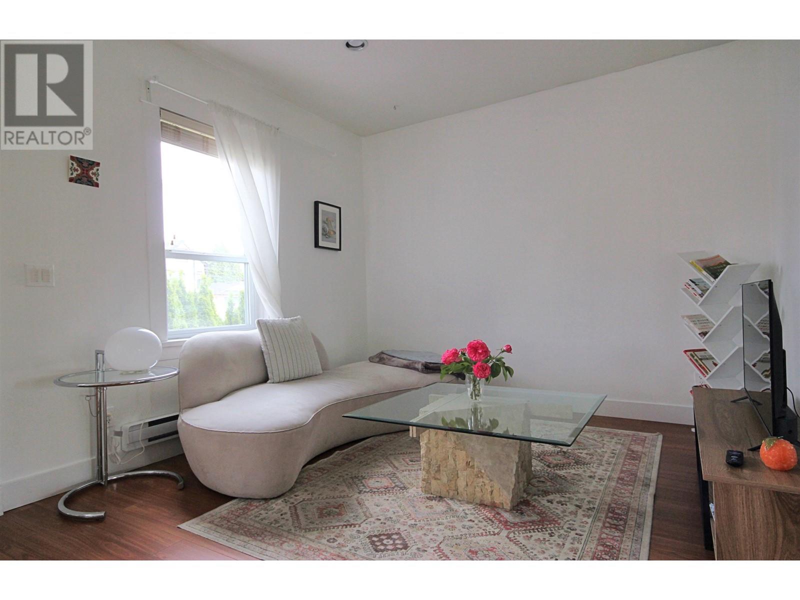 112 E King Edward Avenue, Vancouver, British Columbia  V5V 2C1 - Photo 10 - R3012350