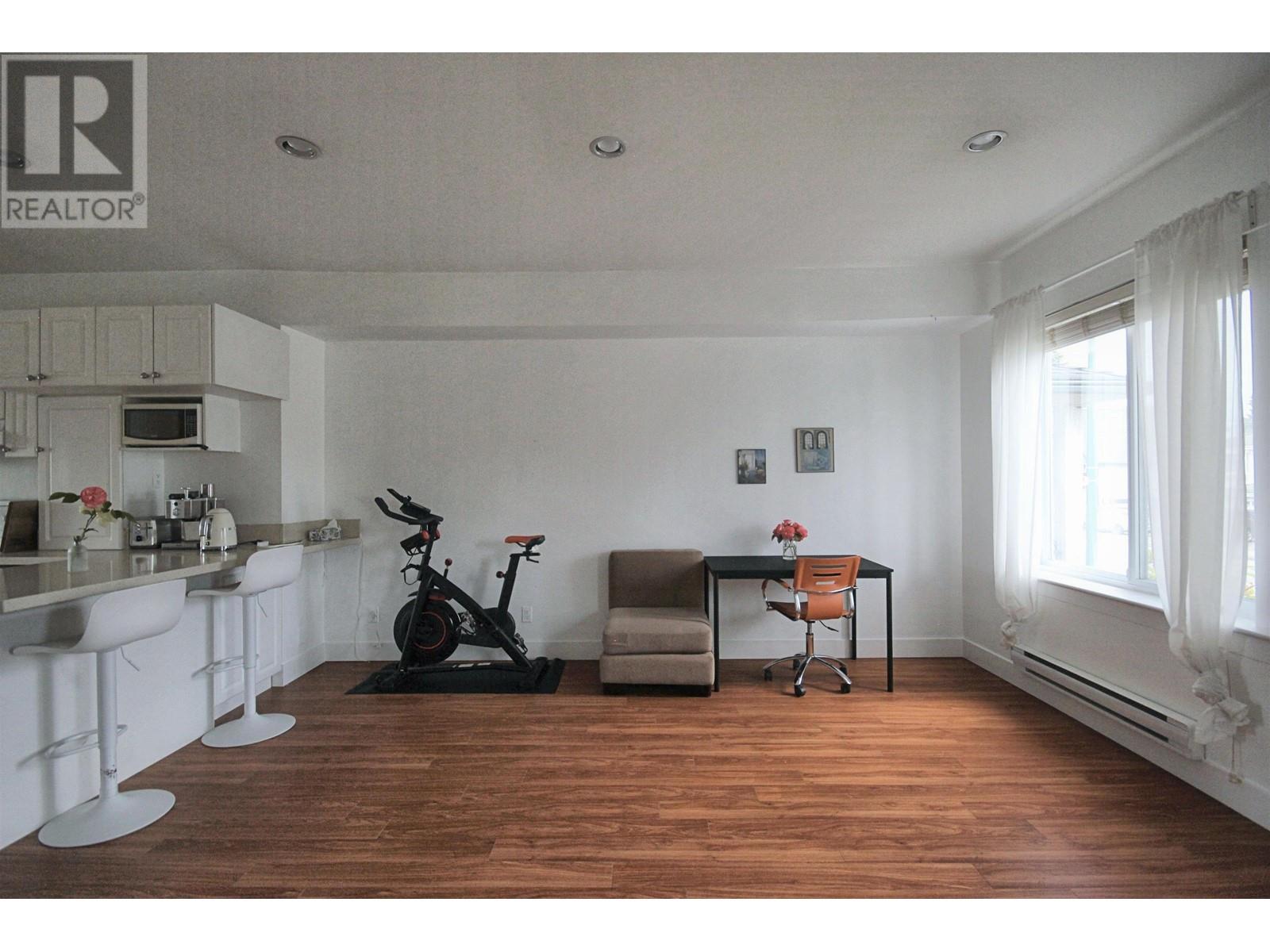 112 E King Edward Avenue, Vancouver, British Columbia  V5V 2C1 - Photo 6 - R3012350