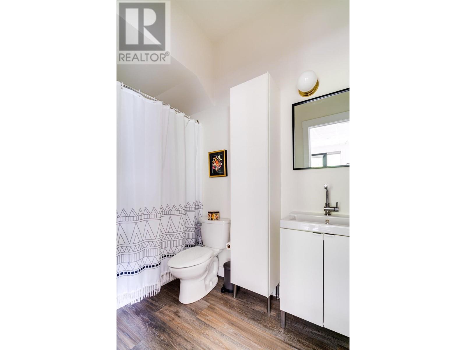 617 Harold Street, Slocan, British Columbia  V0G 2C0 - Photo 18 - 10351110