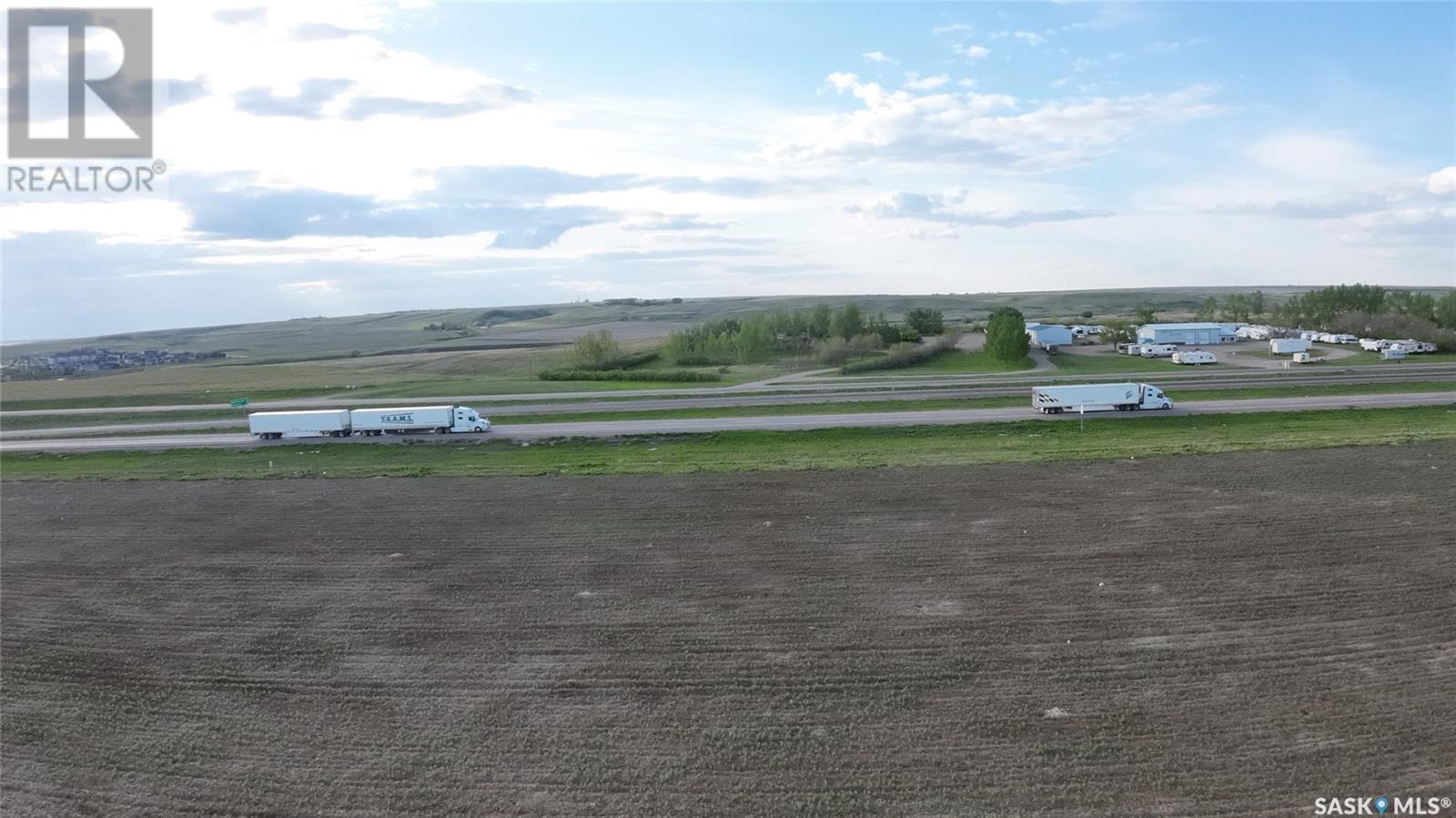 60 Acres On Trans Canada Highway, Swift Current Rm No. 137, Saskatchewan  S9H 2R2 - Photo 3 - SK005744