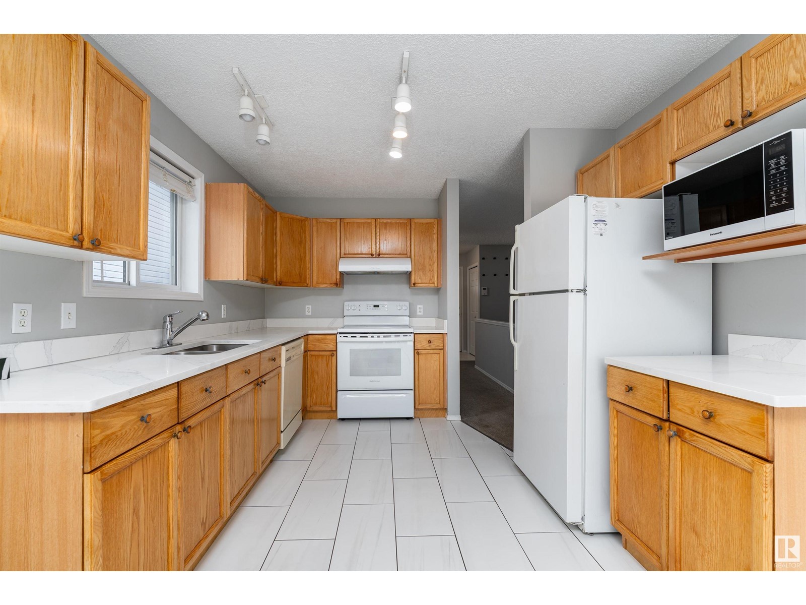 3408 132 Av Nw, Edmonton, Alberta  T5A 5C6 - Photo 10 - E4440953
