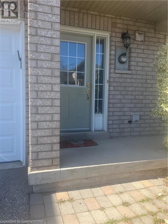 Property at 2069 GLENHAMPTON Road image 5