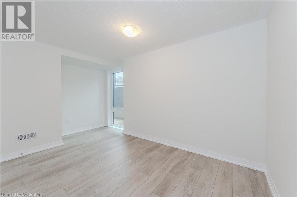 32 Reverie Way, Kitchener, Ontario  N2E 0K5 - Photo 7 - 40738131
