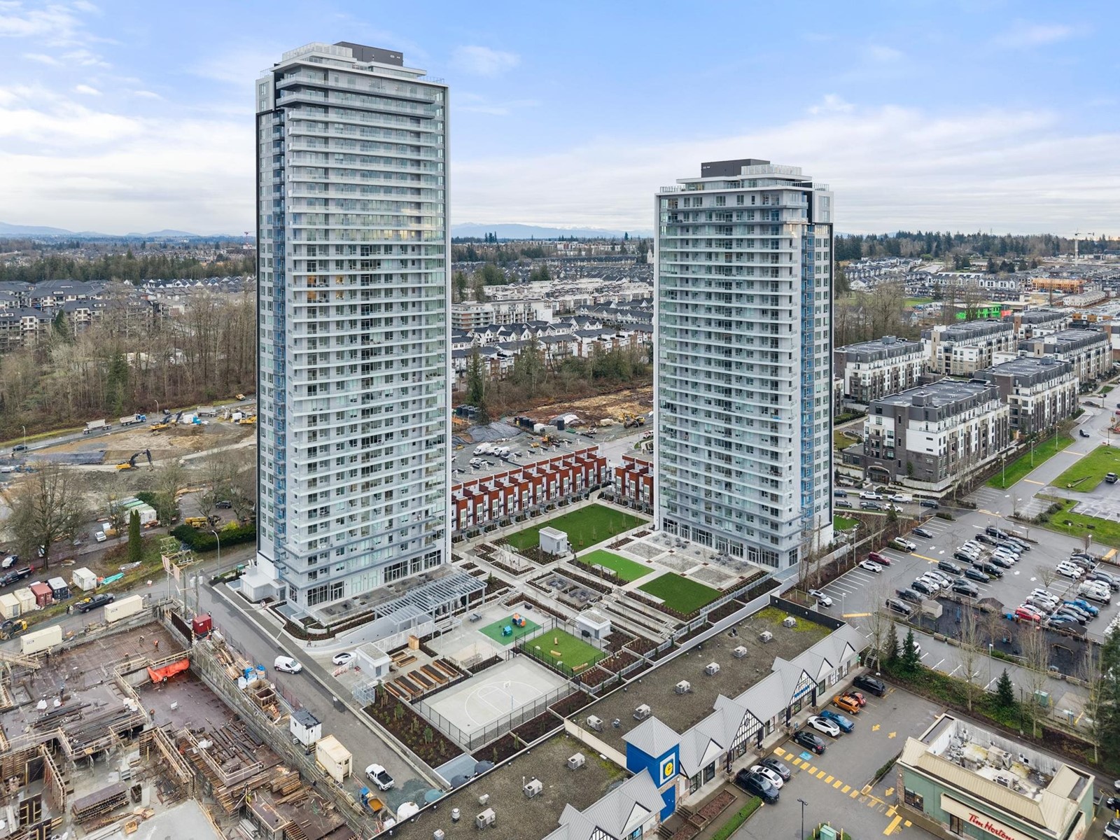 3302 8551 201 Street, Langley, British Columbia  V2Y 3Y5 - Photo 1 - R3012413