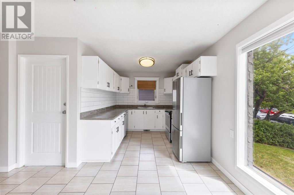64 Sunvale Crescent Se, Calgary, Alberta  T2X 2S6 - Photo 6 - A2227772