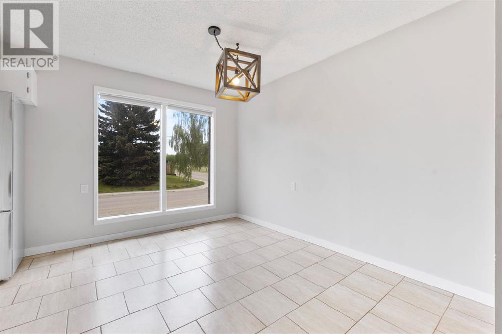 64 Sunvale Crescent Se, Calgary, Alberta  T2X 2S6 - Photo 5 - A2227772