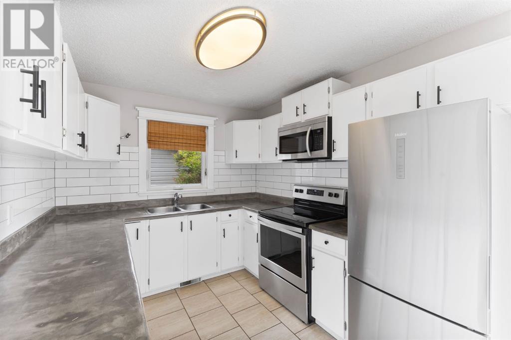 64 Sunvale Crescent Se, Calgary, Alberta  T2X 2S6 - Photo 8 - A2227772