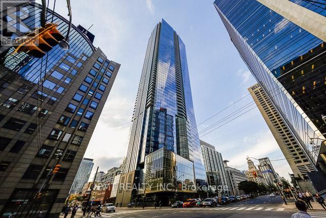4701 - 180 UNIVERSITY AVENUE, Toronto, Ontario