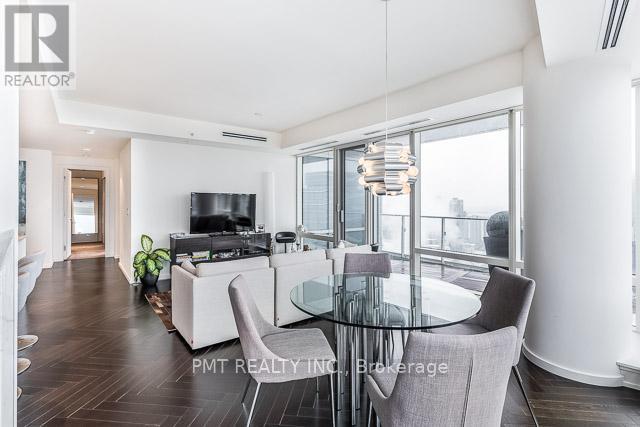 4701 - 180 University Avenue, Toronto, Ontario  M5H 0A2 - Photo 8 - C12203252