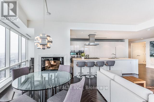 4701 - 180 University Avenue, Toronto, Ontario  M5H 0A2 - Photo 9 - C12203252
