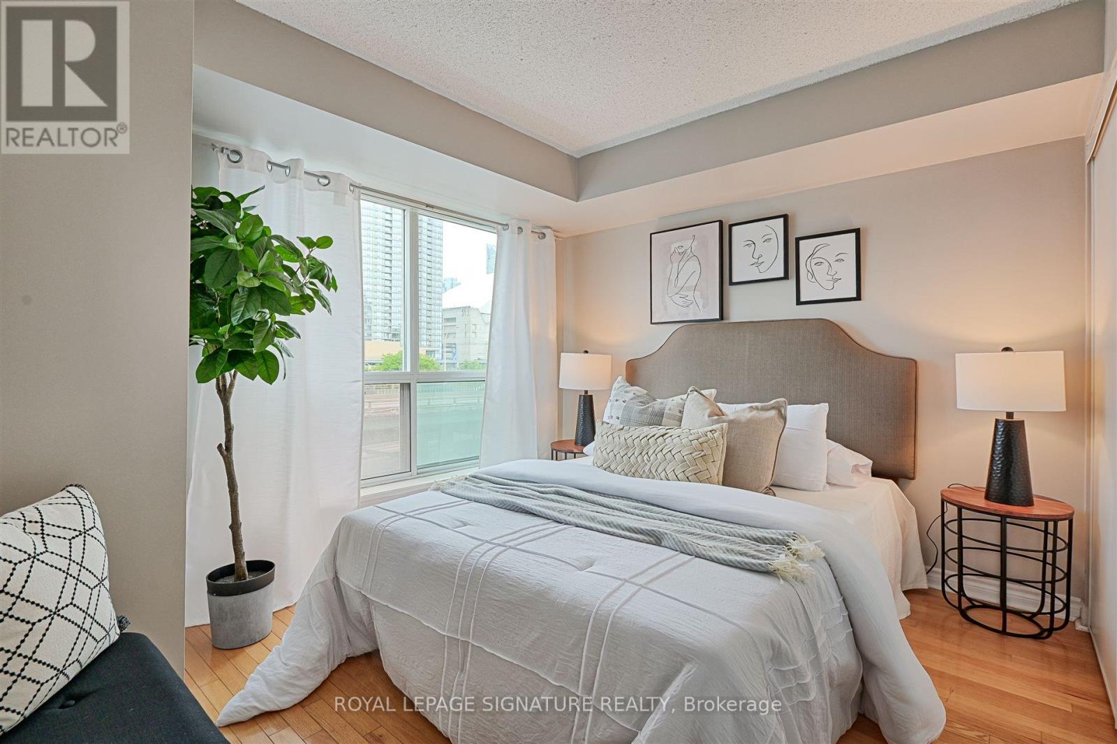 505 - 410 Queens Quay W, Toronto, Ontario  M5V 3T1 - Photo 12 - C12203322