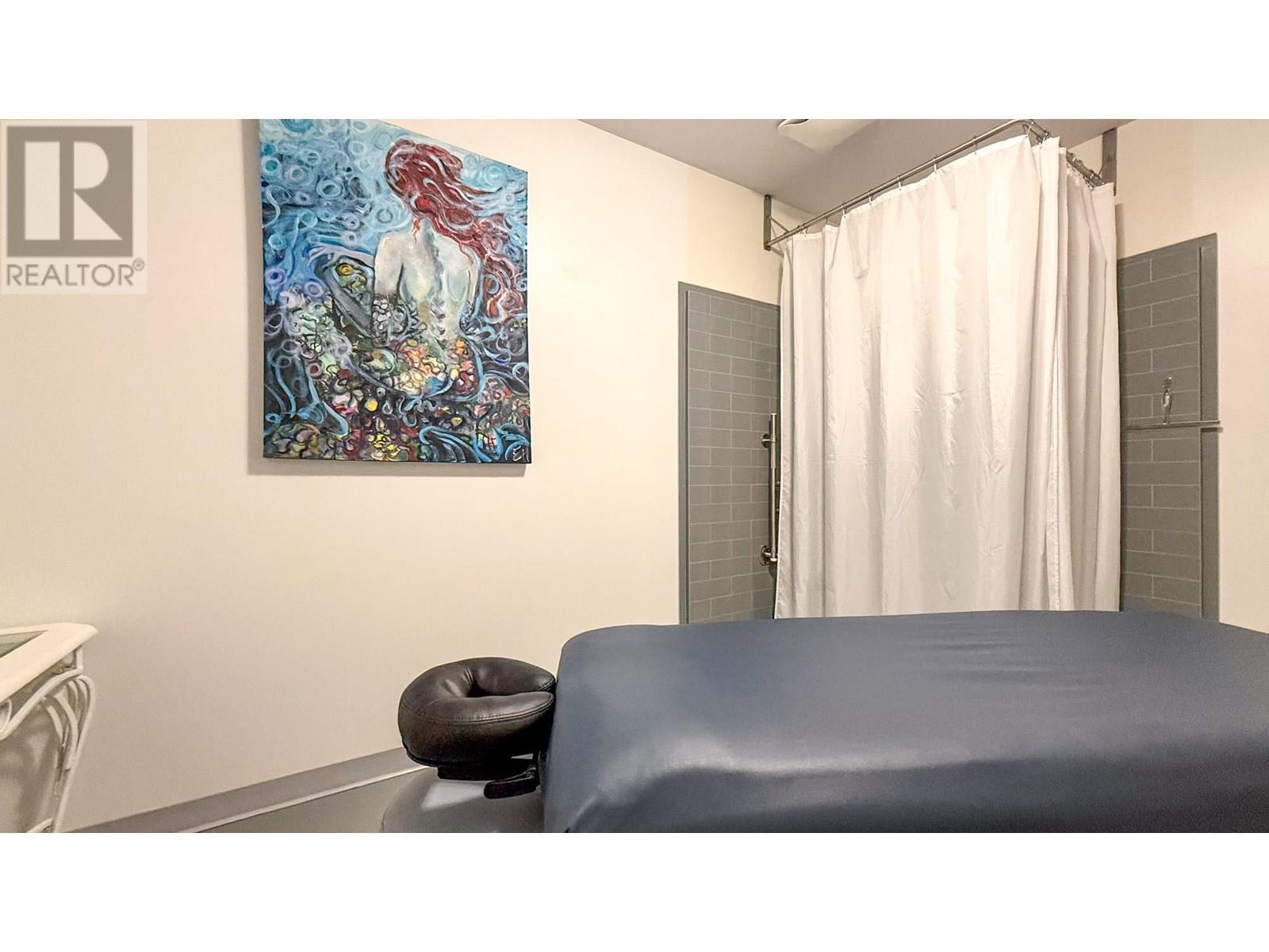 3410a 31st Avenue, Vernon, British Columbia  V1T 7L3 - Photo 10 - 10350813