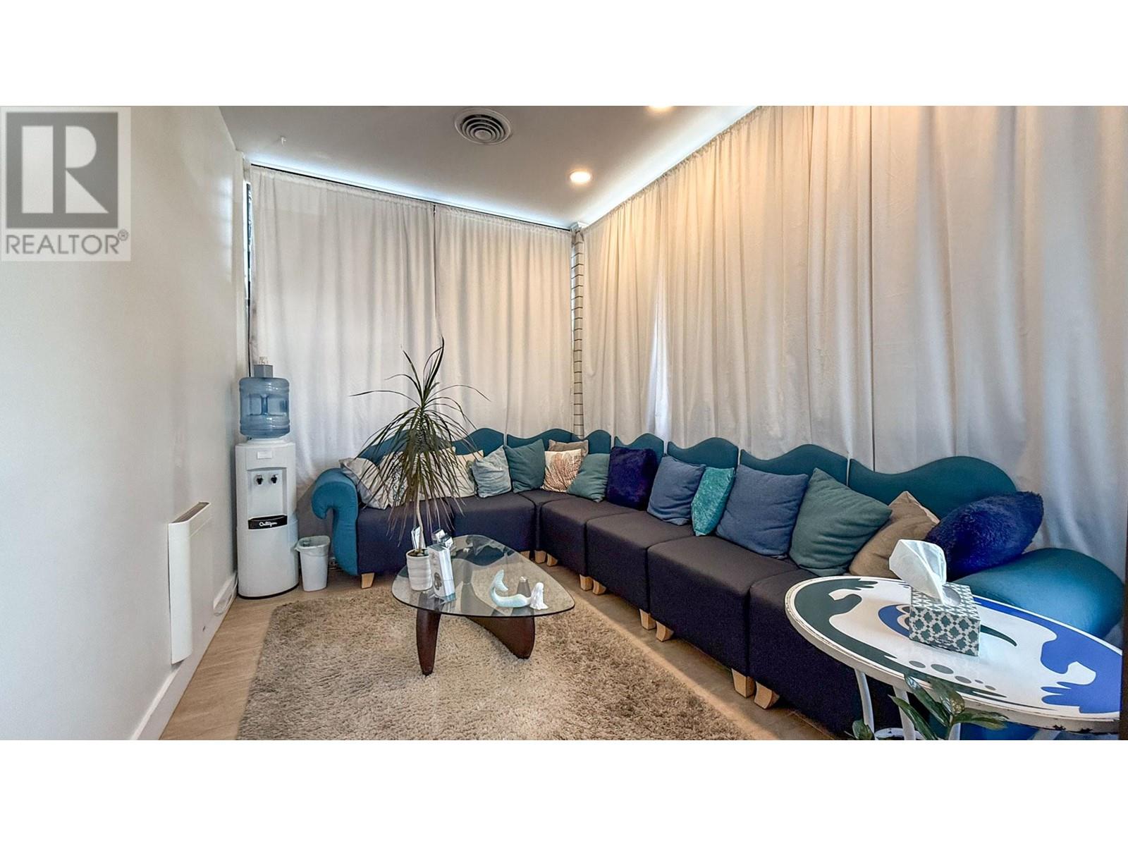 3410a 31st Avenue, Vernon, British Columbia  V1T 7L3 - Photo 6 - 10350813