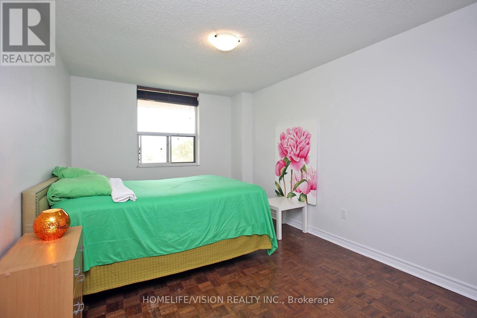 207 - 1071 Woodbine Avenue, Toronto, Ontario  M4C 4C2 - Photo 13 - E12203284