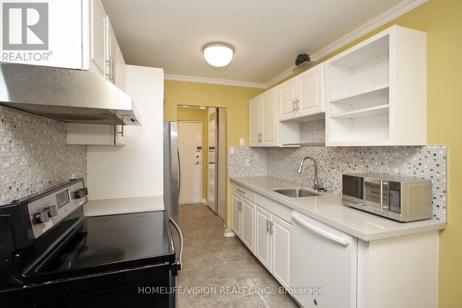 207 - 1071 Woodbine Avenue, Toronto, Ontario  M4C 4C2 - Photo 8 - E12203284