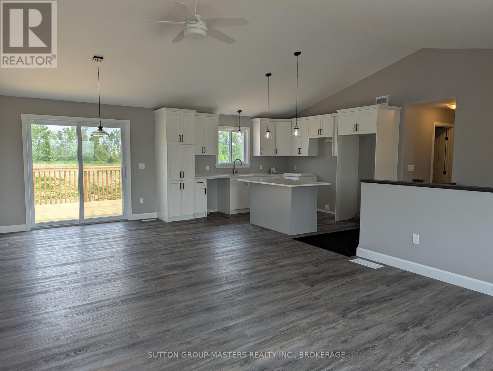 109 Bittersweet Road, Frontenac, Ontario  K0H 1W0 - Photo 3 - X12203444