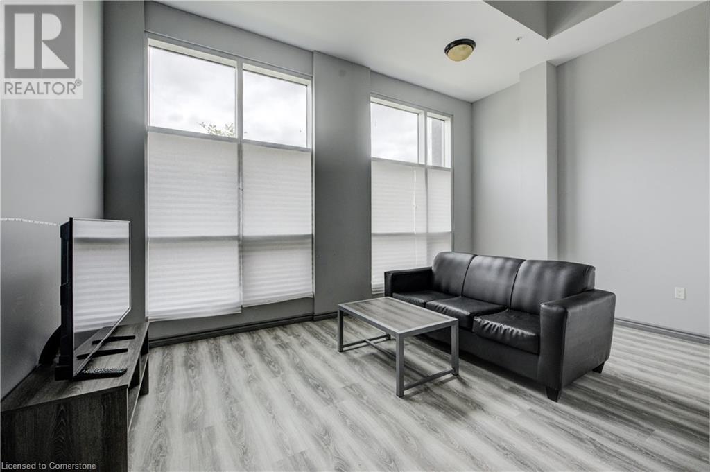 275 Larch Street Unit# G105, Waterloo, Ontario  N2L 3R2 - Photo 9 - 40734833