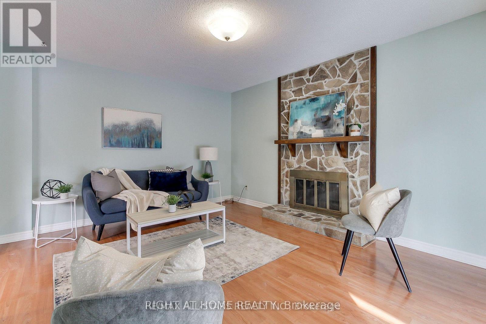 113 Lowe Boulevard, Newmarket, Ontario  L3Y 5T3 - Photo 15 - N12203346