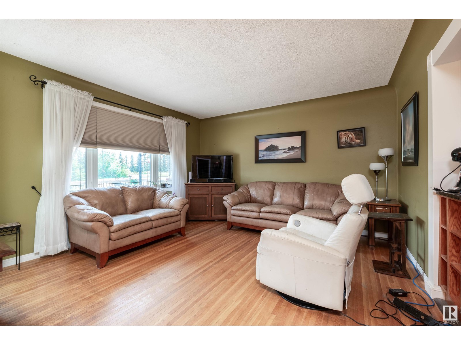 Property at 53550 RGE ROAD 220 image 4