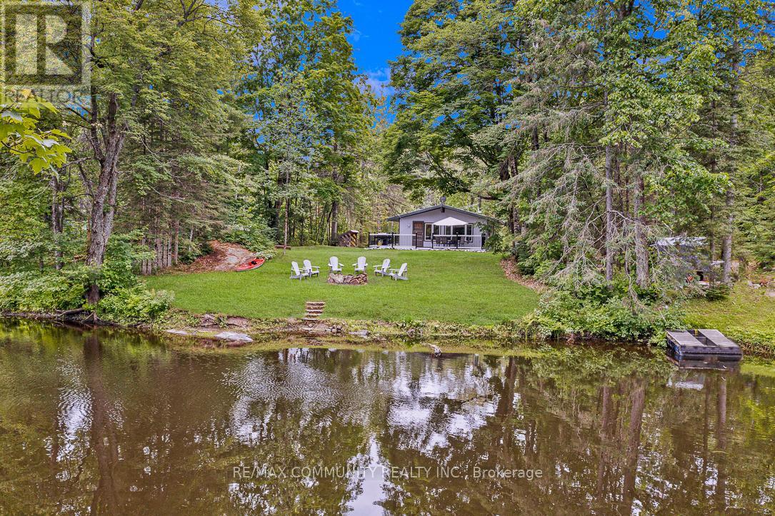 6605 Pioneer Village Lane, Ramara, Ontario  L0K 1W0 - Photo 2 - S12203277