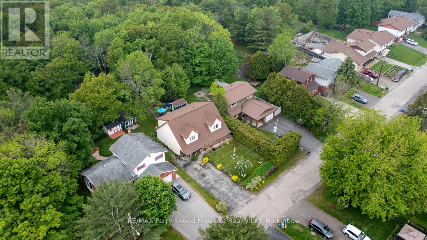 19 Macklaim Drive, Parry Sound, Ontario  P2A 2Z7 - Photo 42 - X12203345