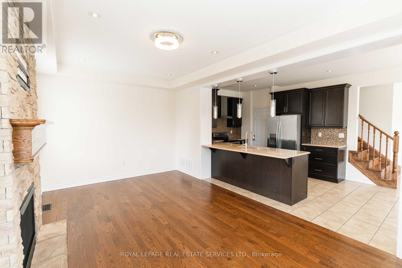 974 Penson Crescent, Milton, Ontario  L9T 8Z7 - Photo 20 - W12203253