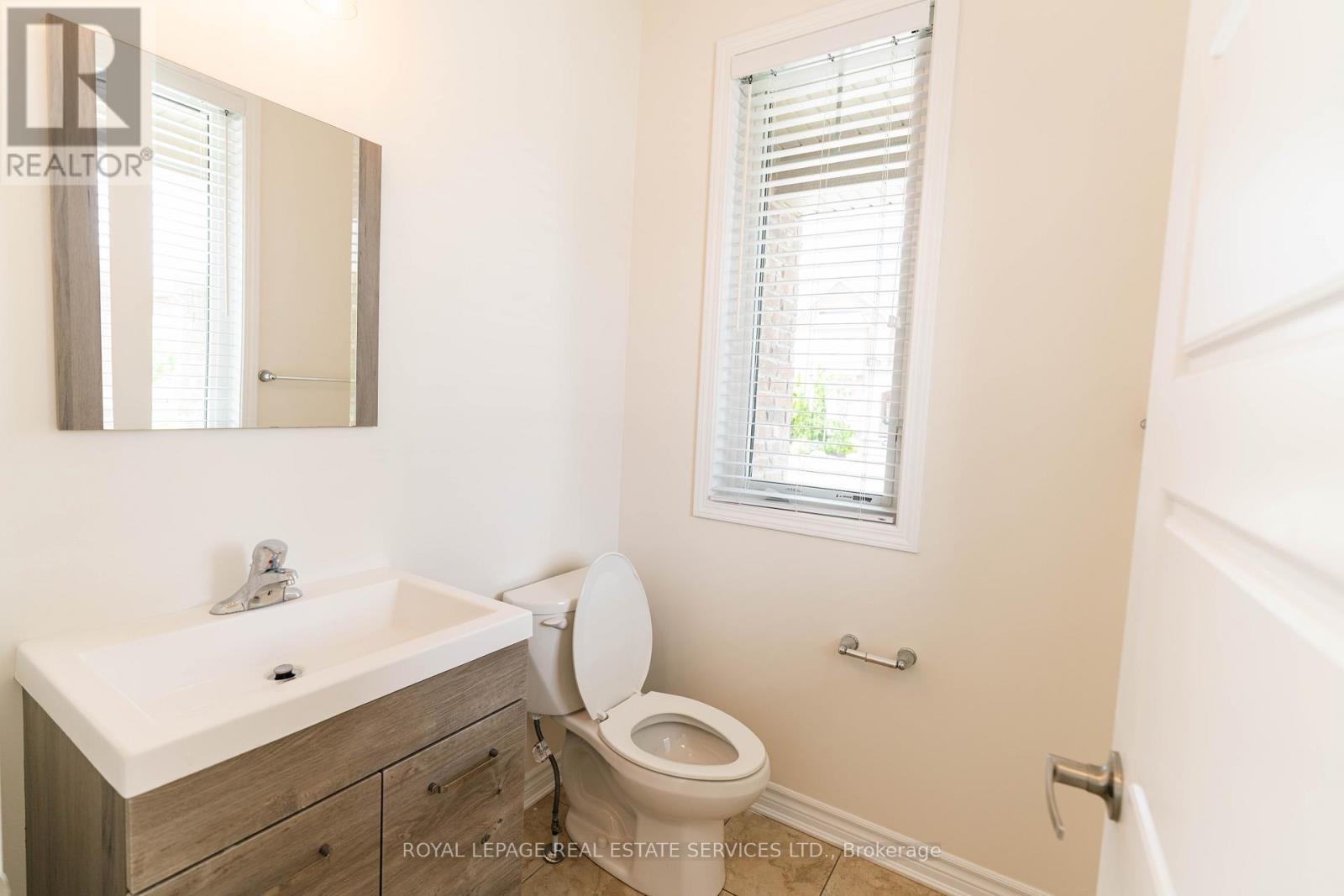 974 Penson Crescent, Milton, Ontario  L9T 8Z7 - Photo 23 - W12203253