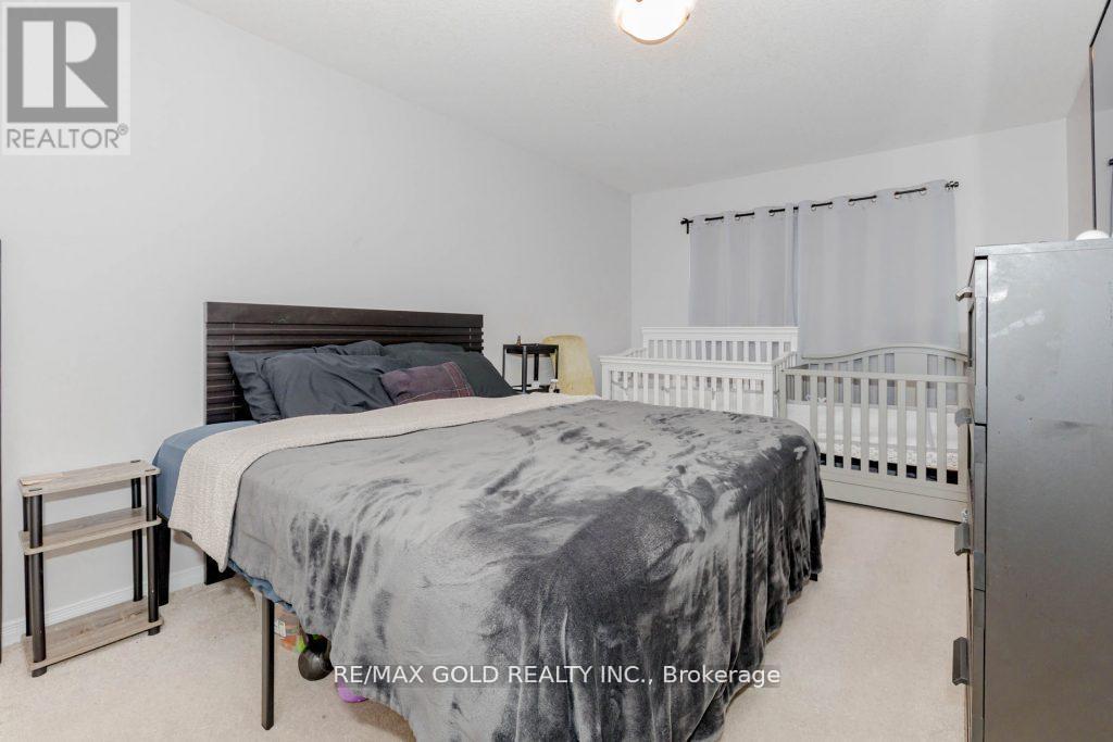 475 Queen Mary Drive, Brampton, Ontario  L7A 0C7 - Photo 22 - W12203256