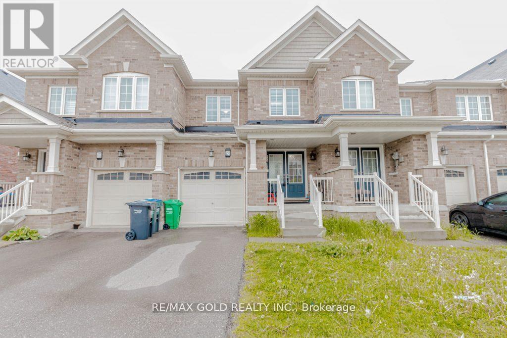 475 Queen Mary Drive, Brampton, Ontario  L7A 0C7 - Photo 3 - W12203256