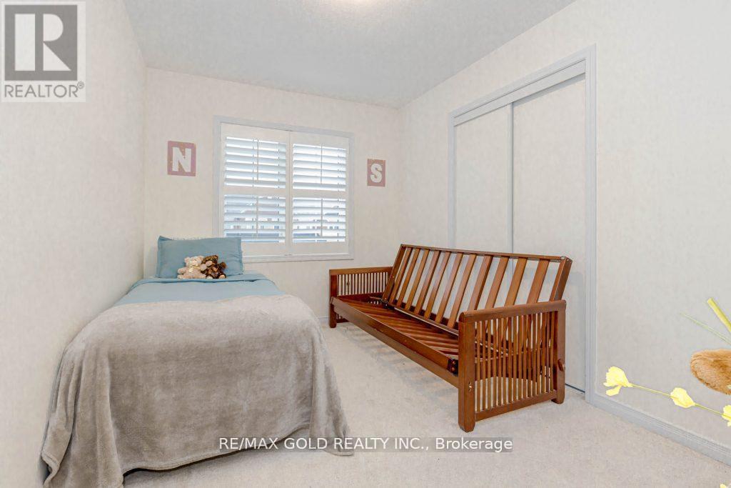 475 Queen Mary Drive, Brampton, Ontario  L7A 0C7 - Photo 32 - W12203256