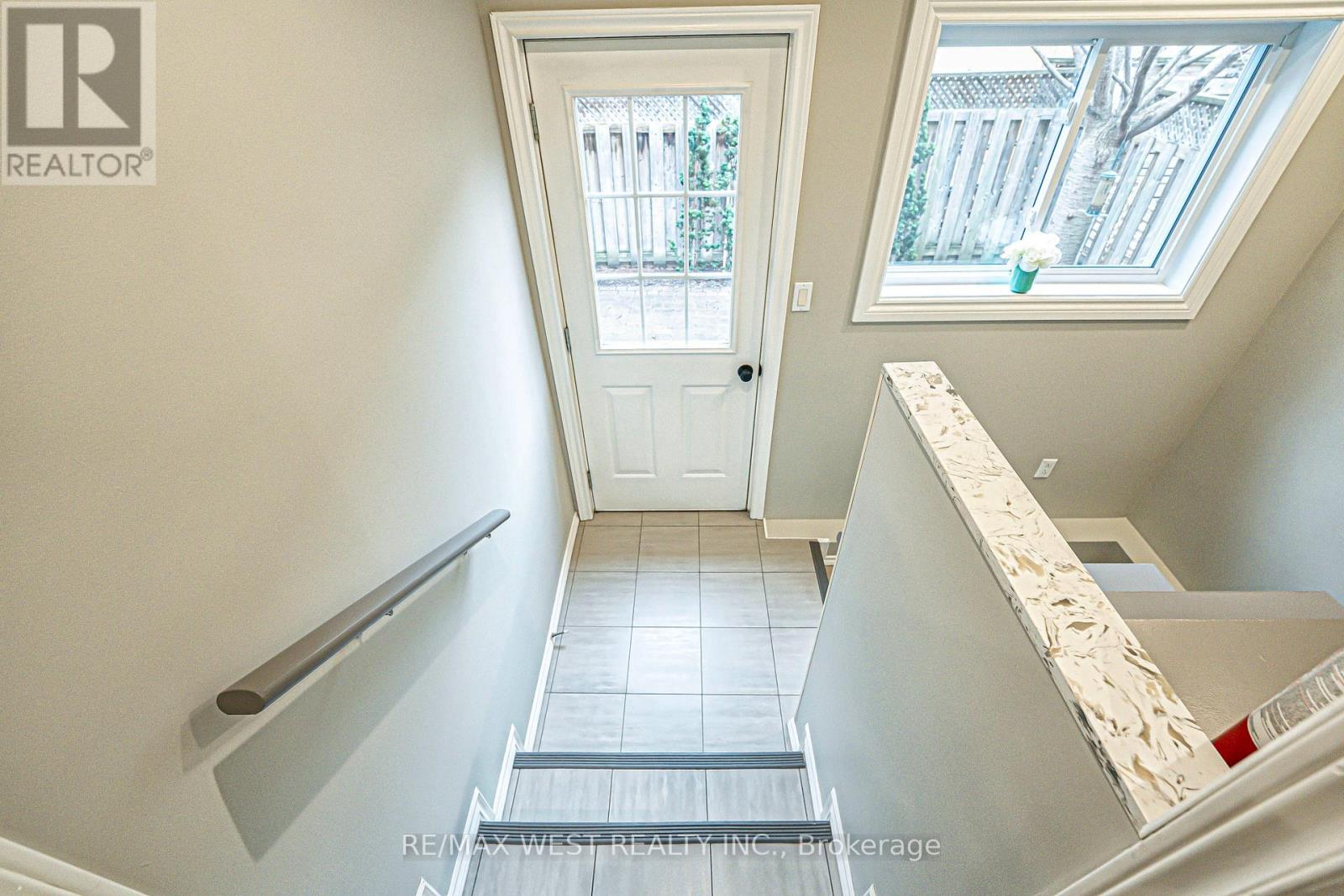 712 Gladstone Avenue, Toronto, Ontario  M6H 3J4 - Photo 28 - W12203286
