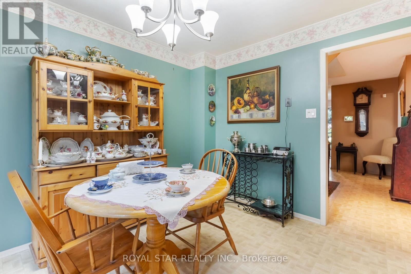 89 Dumfries Avenue, Brampton, Ontario  L6Z 2X1 - Photo 14 - W12203337