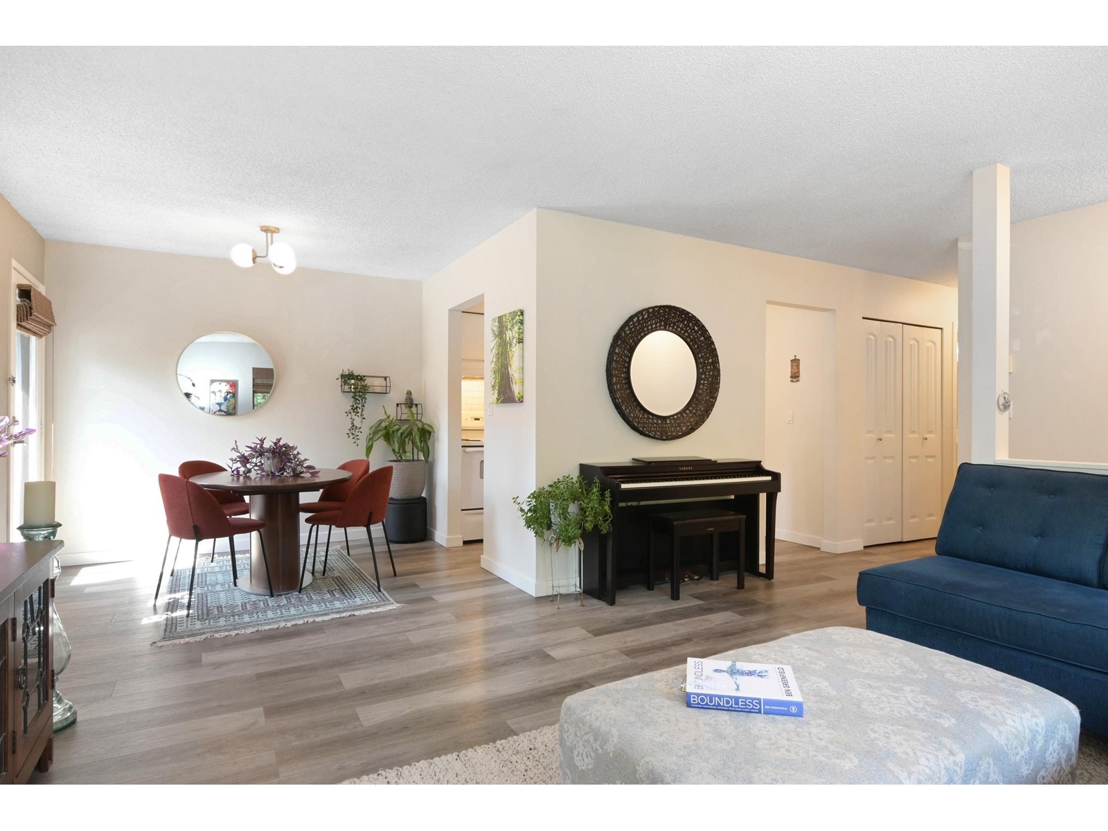 1503 10620 150 Street, Surrey, British Columbia  V3R 7K2 - Photo 4 - R3011150