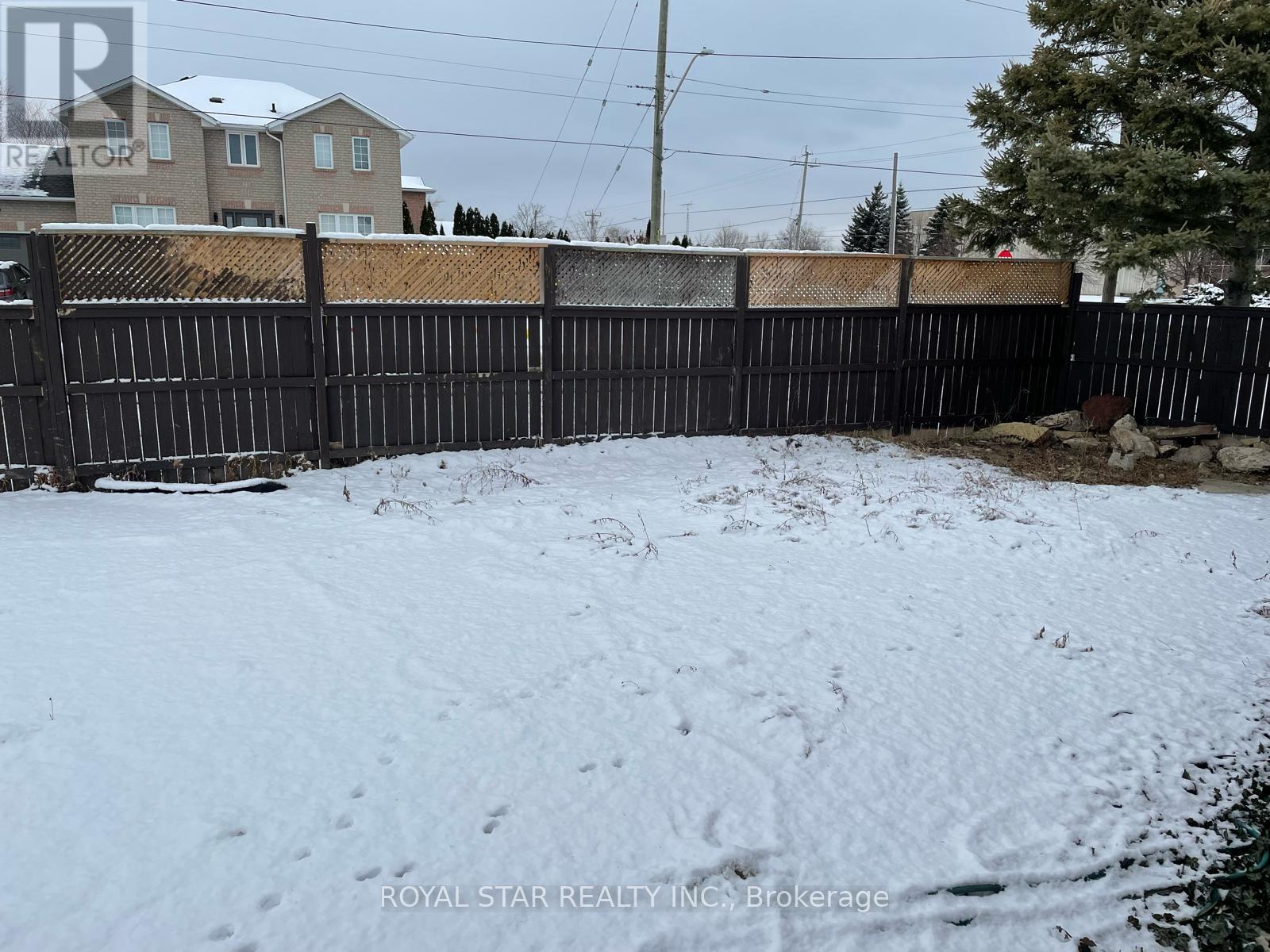 Main - 1024 Barton Street, Hamilton, Ontario  L8E 5H3 - Photo 12 - X12203258