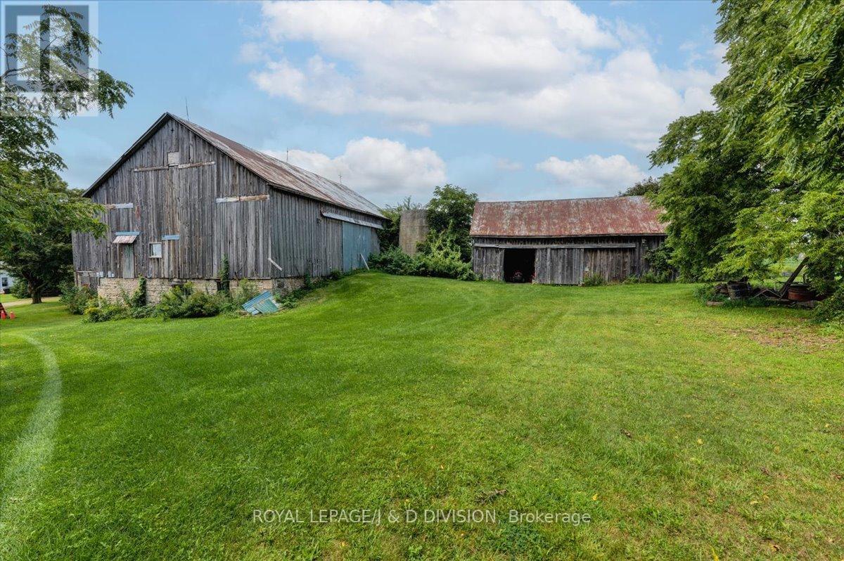 198 Puslinch Town Line, Hamilton, Ontario  N0B 2J0 - Photo 8 - X12203278