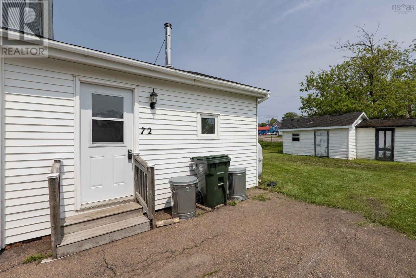 72 Lower Laplanche Street, Amherst, Nova Scotia  B4H 1Z4 - Photo 7 - 202513804