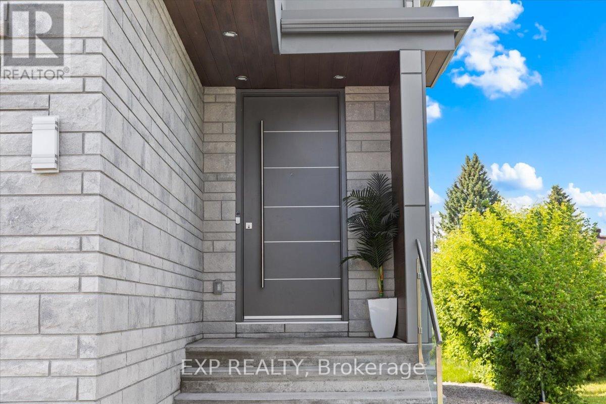 1357 Mory Street, Ottawa, Ontario  K1T 1C8 - Photo 2 - X12203359