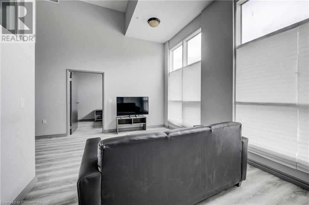 275 Larch Street Unit# G105, Waterloo, Ontario  N2L 3R2 - Photo 11 - 40734831