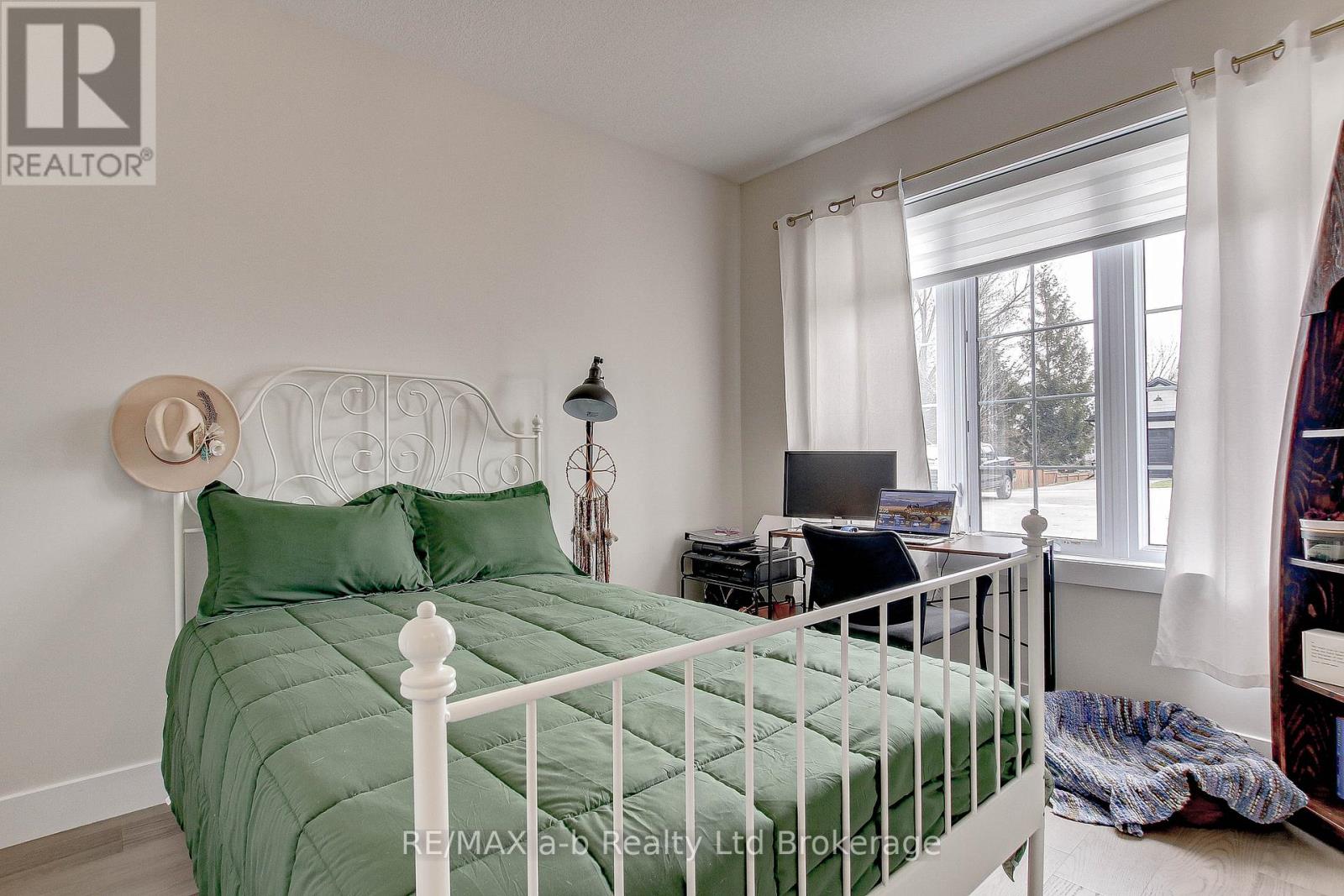 402 - 12 Washington Street W, Norwich, Ontario N0J 1P0 - Photo 13 - X12203396