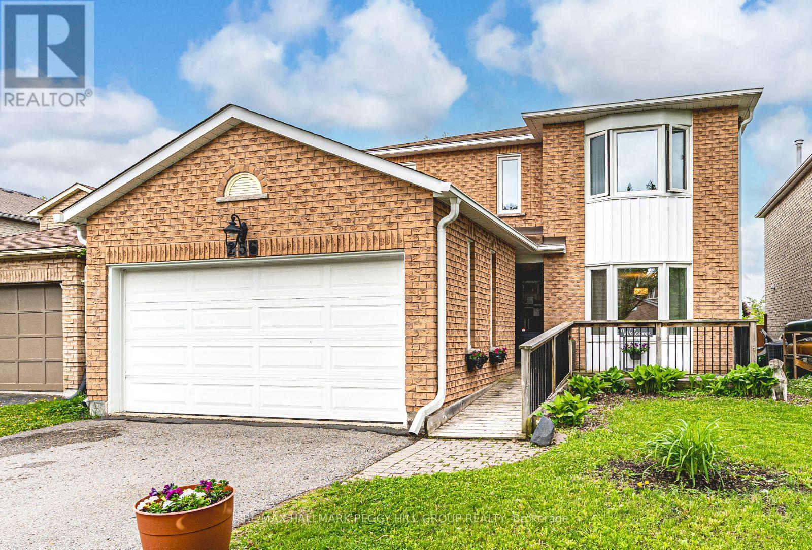 256 Hickling Trail, Barrie, Ontario  L4M 5W7 - Photo 1 - S12137152