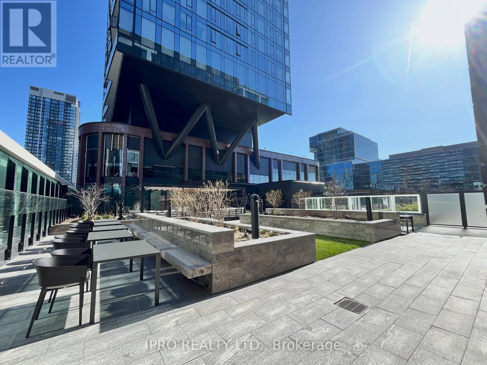 1002 - 455 Wellington Street W, Toronto, Ontario  M5V 0V8 - Photo 37 - C12203483